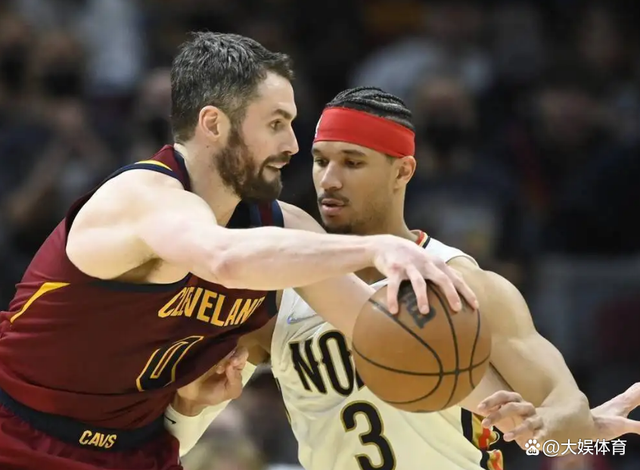 荷甲赛程吃紧,克里夫兰骑士赛后队长鼓劲,赛场秩序良好,球队文化再被提及的简单介绍 荷甲赛程吃紧,克里夫兰骑士赛后队长鼓劲,赛场秩序良好,球队文化再被提及的简单介绍